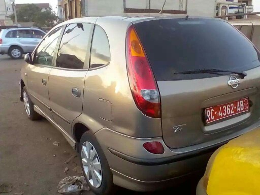 Nissan Almera Tino 2002 Nissan Almera Tino 2002