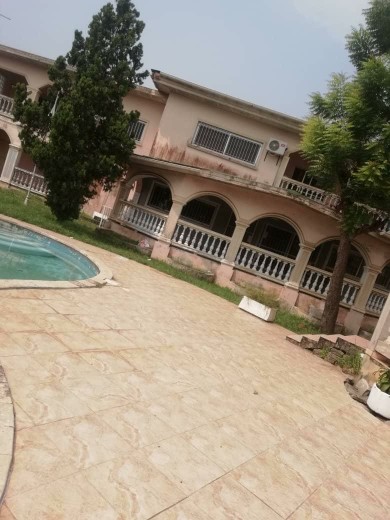 Vente villa 13 pièces