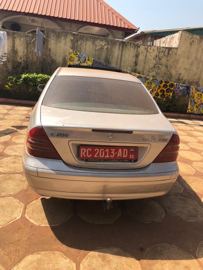 Mercedes-Benz 200 2005