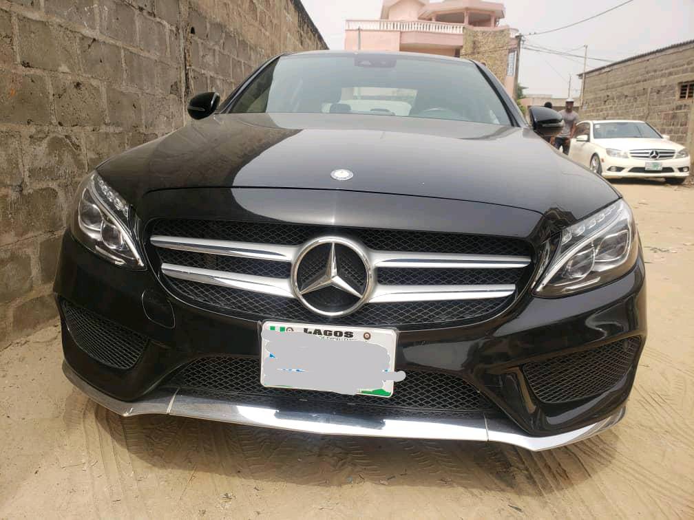 Mercedes C300 2015