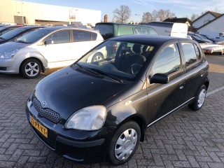 Toyota Yaris 2004