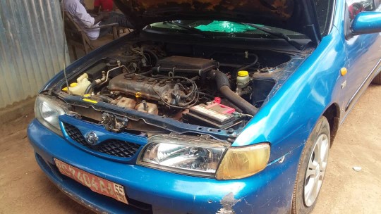 Nissan Almera 2004