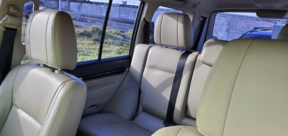 Mitsubishi Pajero 2012