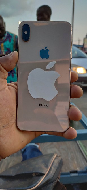 Apple iPhone XS Max