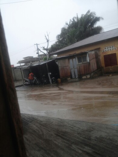 Vente terrain 200 m2 - Libreville