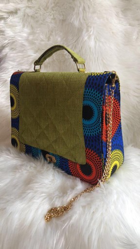 Sacs et Robes en pagnes Sacs et Robes en pagnes