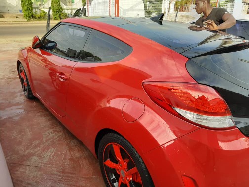 Hyundai Veloster 2013