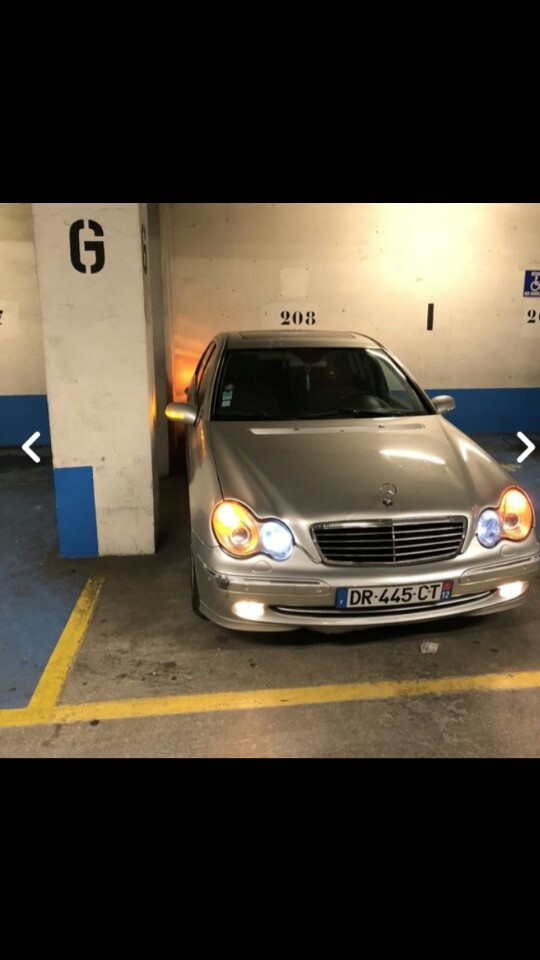 Mercedes-Benz 220 1993 Mercedes-Benz 220 1993