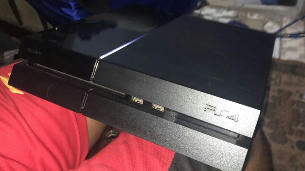 PS4
