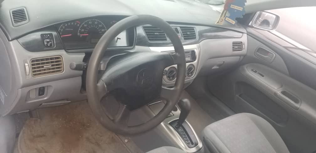 Mitsubishi Lancer 2005