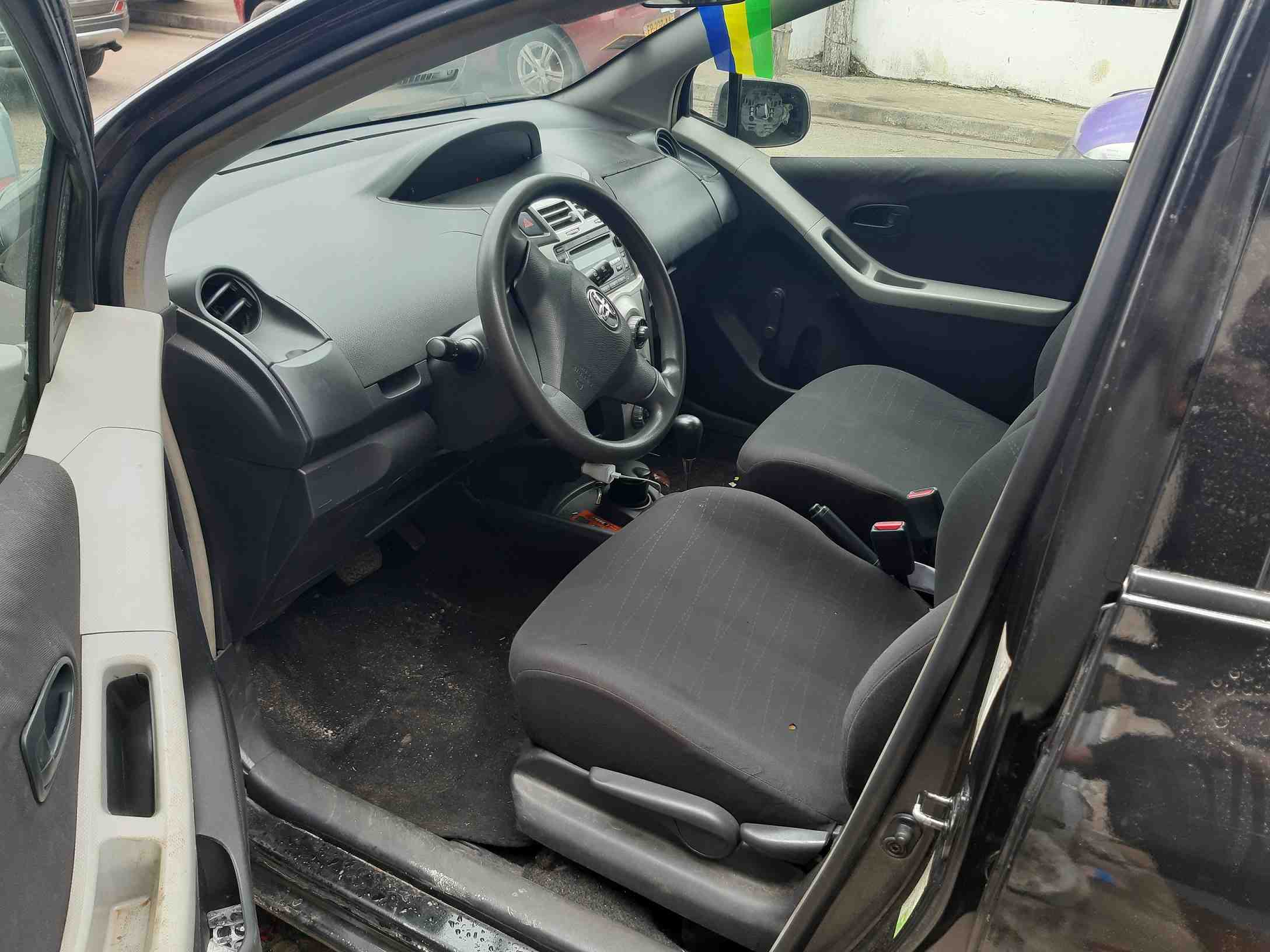 Toyota Yaris 2010