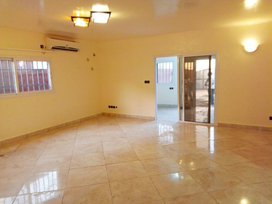 Location villa 3 pièces - Port-gentil