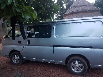 Nissan Cabstar E 2010