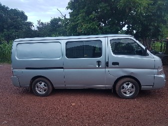 Nissan Cabstar E 2010 Nissan Cabstar E 2010