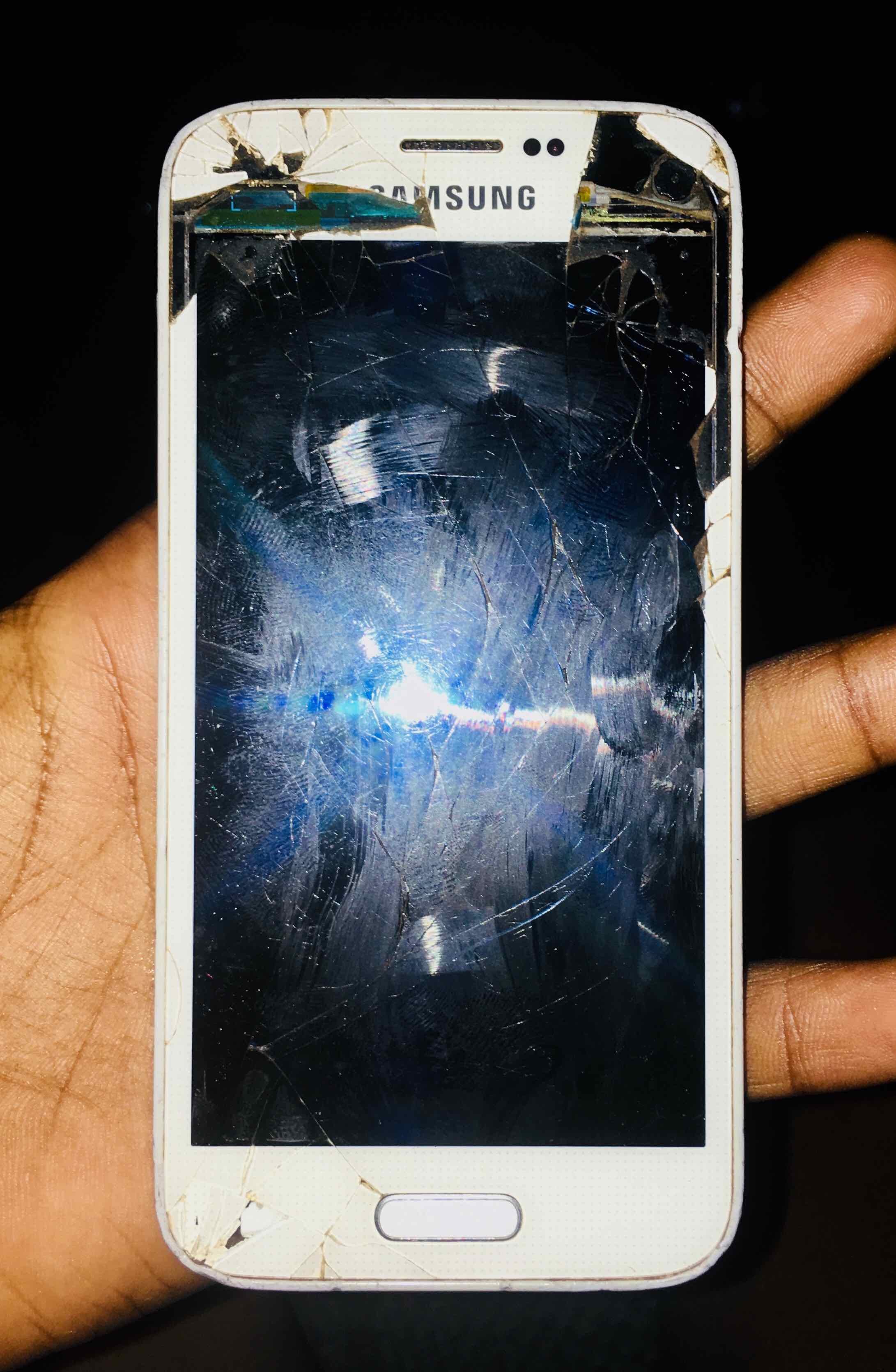 Samsung Galaxy S5 (mini) Samsung Galaxy S5 (mini)