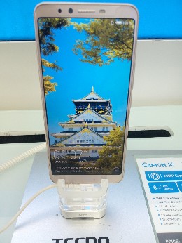 Tecno Camon X Tecno Camon X
