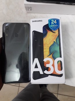 Samsung Galaxy A30