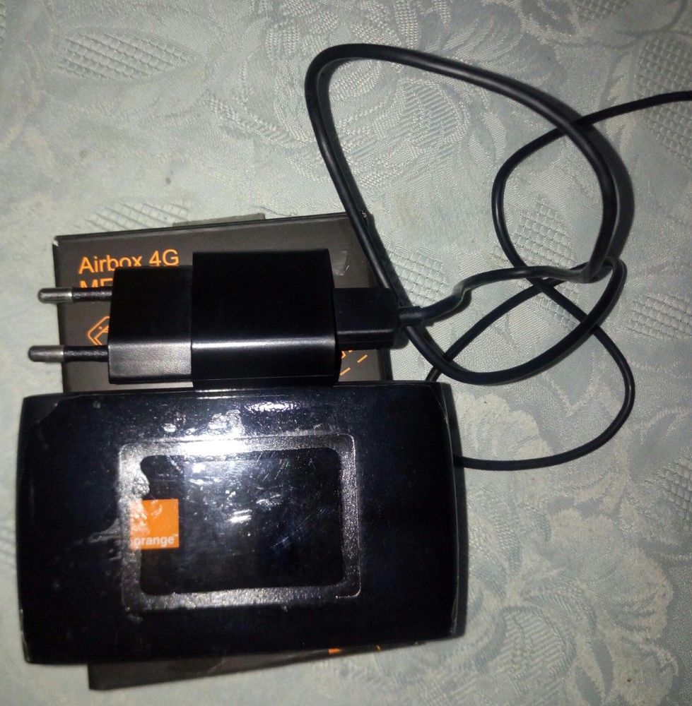 Pocket Wi-Fi  4G Orange