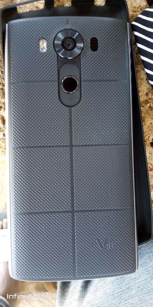 LG v10 nouveau 64giga