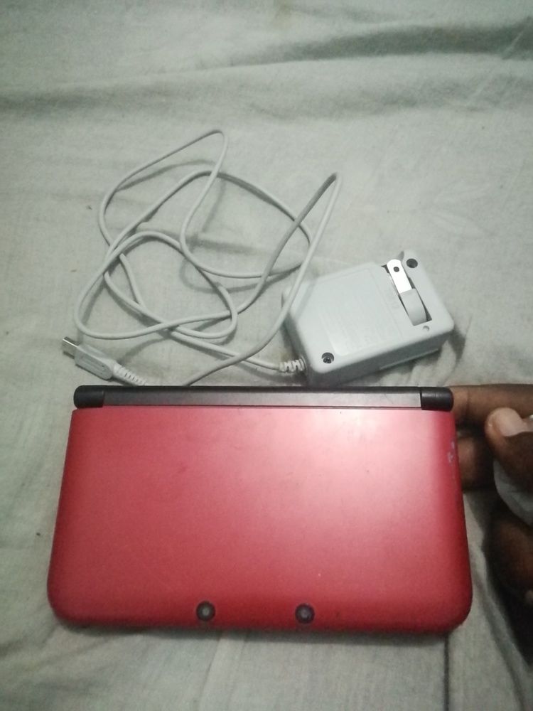 Nintendo 3DS xl cracker