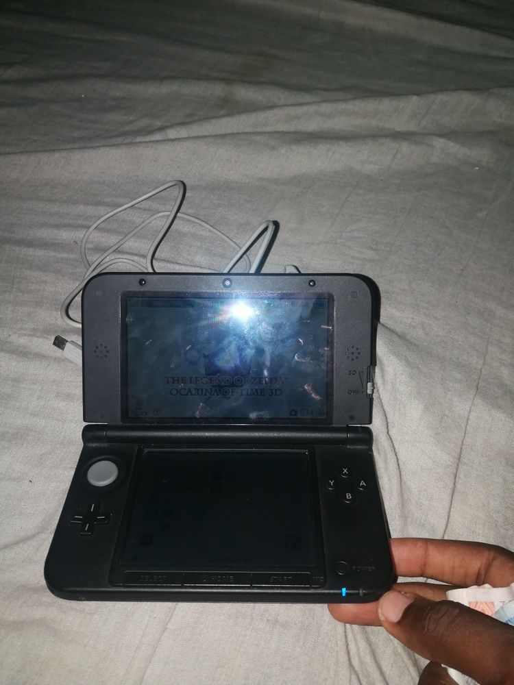 Nintendo 3DS xl cracker