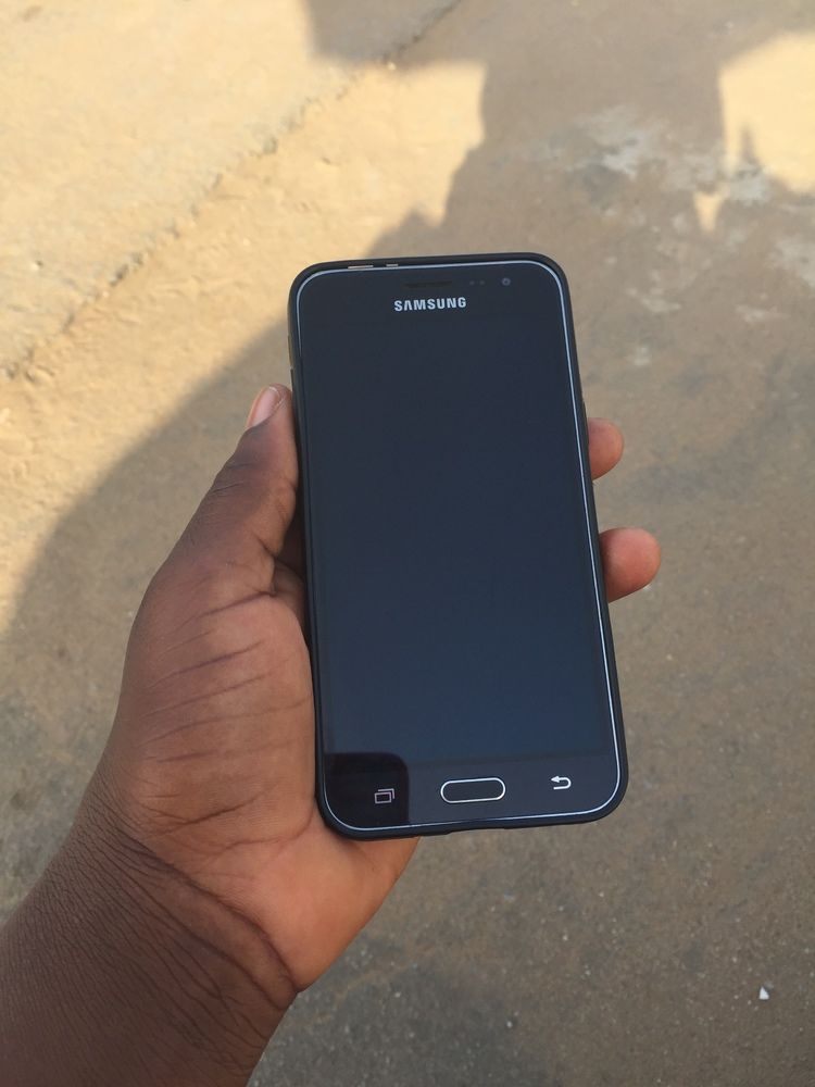 Samsung J3 (2016)