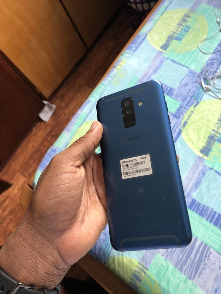 Samsung Galaxy A6 Plus 64 Go