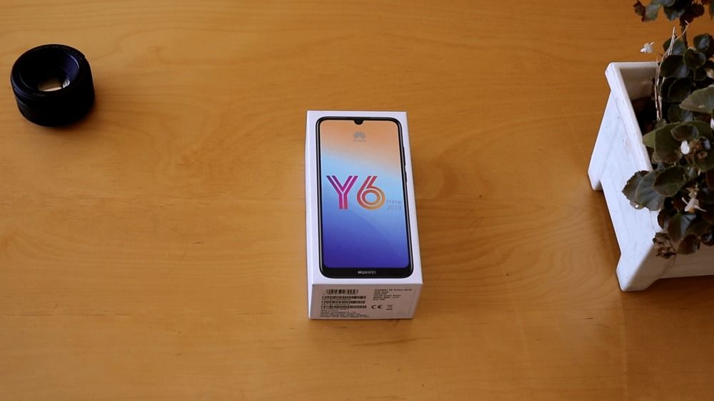 HUAWEI Y6 2019 - 32GB + 3GB - NEUF CARTON SCELLE