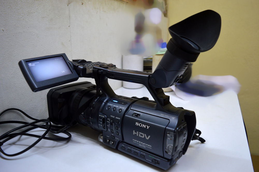 Sony Handycam  Mini DV (HDV)