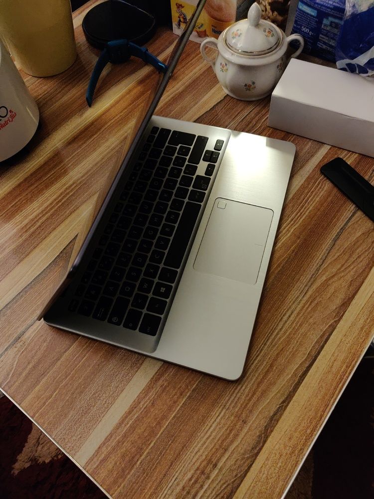 Asus Vivobook X405ua