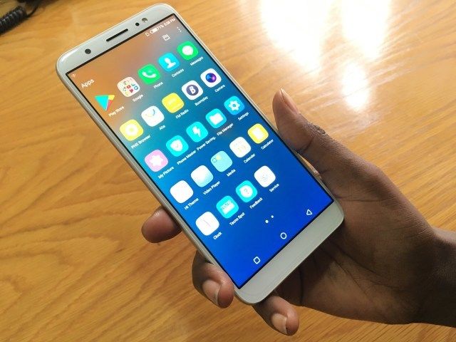 TECNO CAMON CM 4G QUASI NEUF