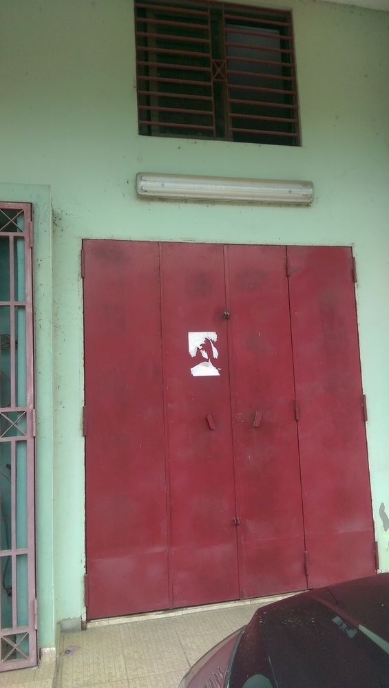 MAGASIN A LOUER - RIVIERA PALMERAIE ZONE CNPS