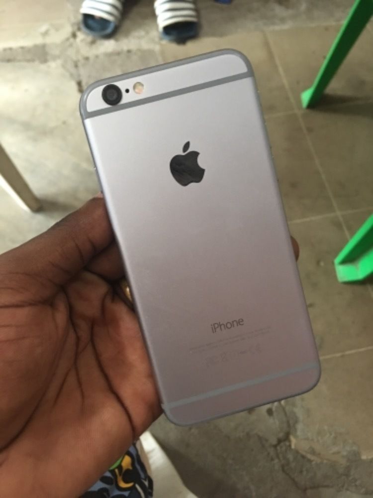 iPhone 6 16Go