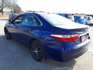 Toyota Camry - 2015