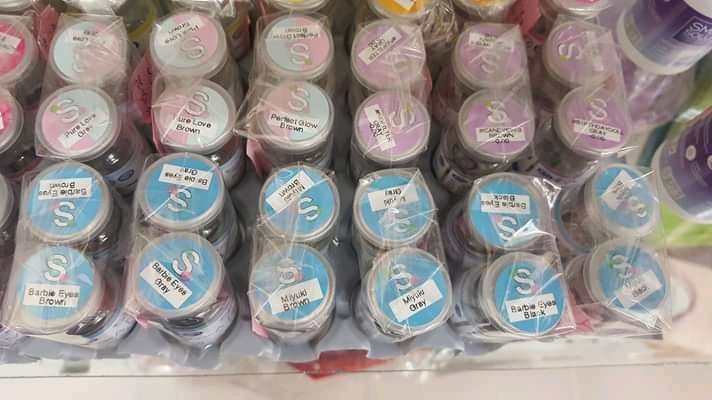 Lentilles de couleur