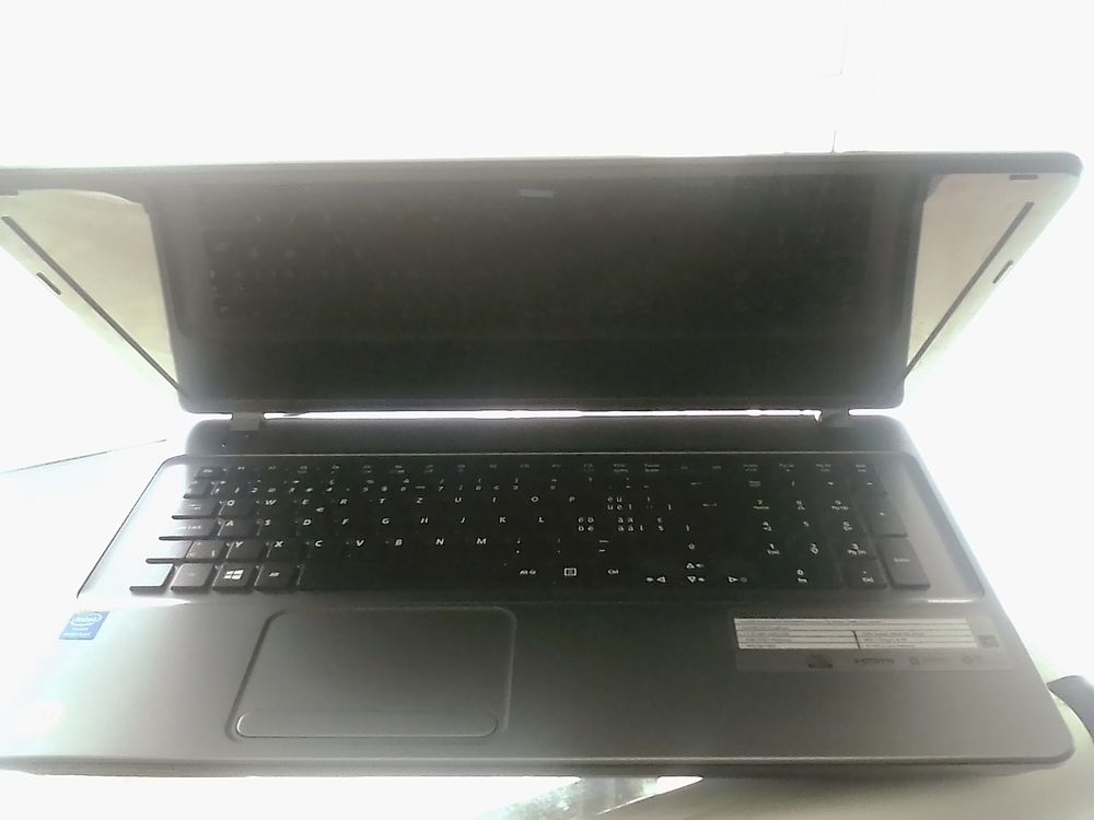 PC Acer E1-731,17 Pouces....