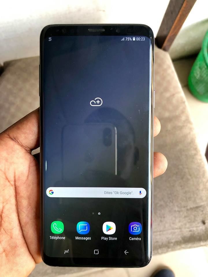 Samsung galaxy S9+ duos gris 64giga 6giga de ram 6.2" kazi neuf