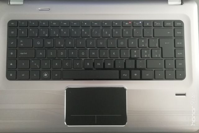 PC HP CORE I5 6Go RAM , BEAT AUDIO DV6