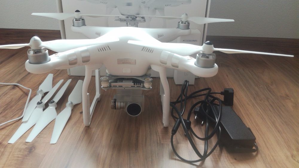 DRONE DJI PHANTOM 4 ( Occasion )