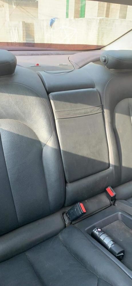 Mercedes c320 hh en très bon état prix négociable