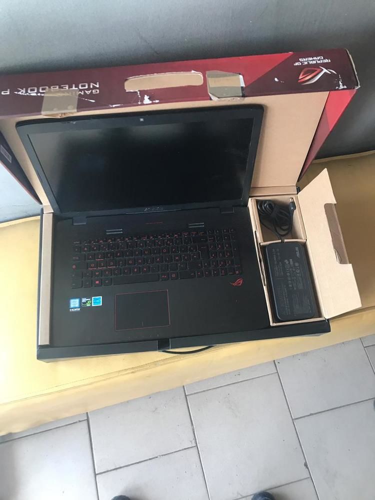 Asus rog core i7 Gtx 1050 neuf dans son carton