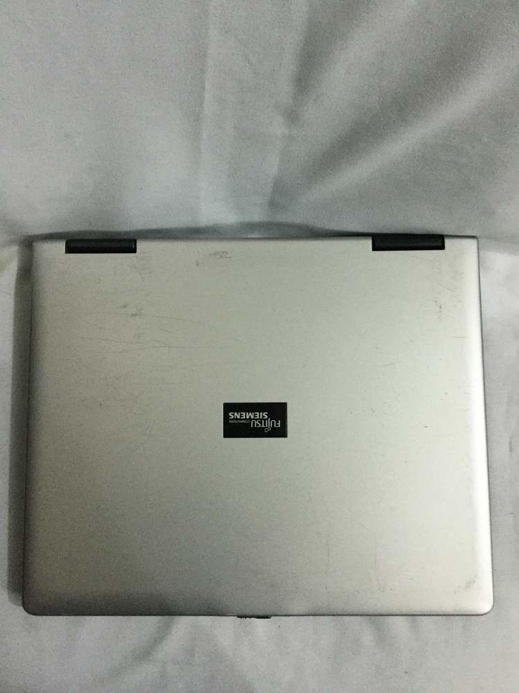 PROMOTION !!!! Fujitsu Siemens Amilo Pro V 2040