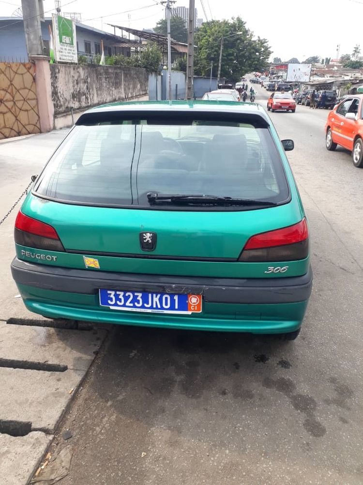 Peugeot 306 2000 Importe Super Propre Essence Manuelle Climatiser Tout Papier À Jour Prix 2.6 Kao