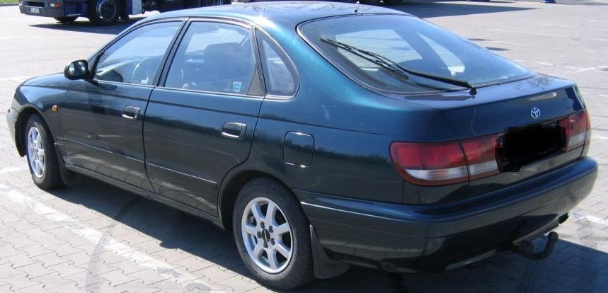 TOYOTA CARINA 3 EN VENTE