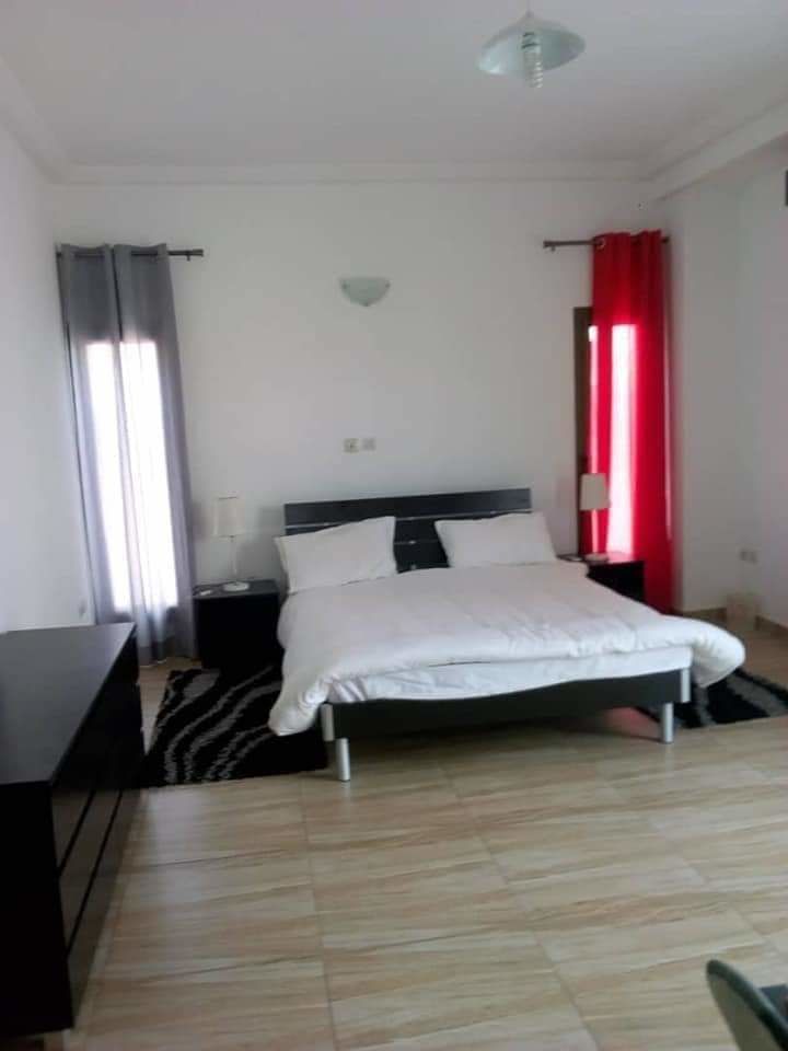 Villa Haut Standing Avec Piscine De 6 Pièces Bassam Mockeville