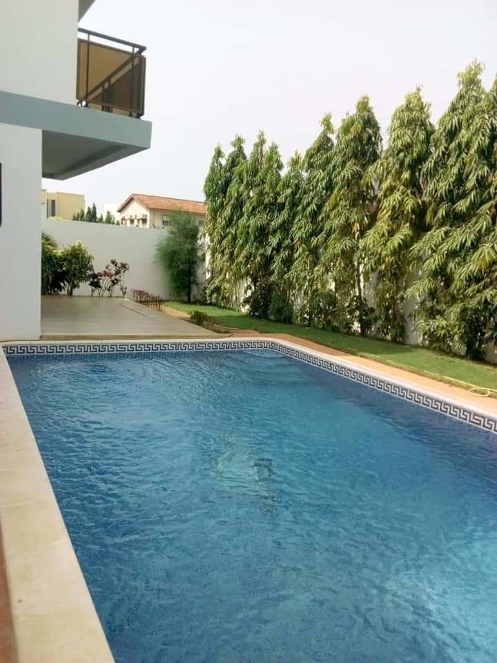 Villa Haut Standing Avec Piscine De 6 Pièces Bassam Mockeville