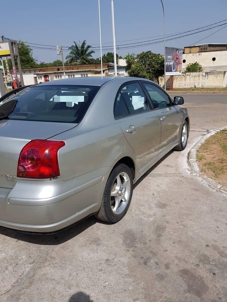 Toyota Aventis Mod 2004