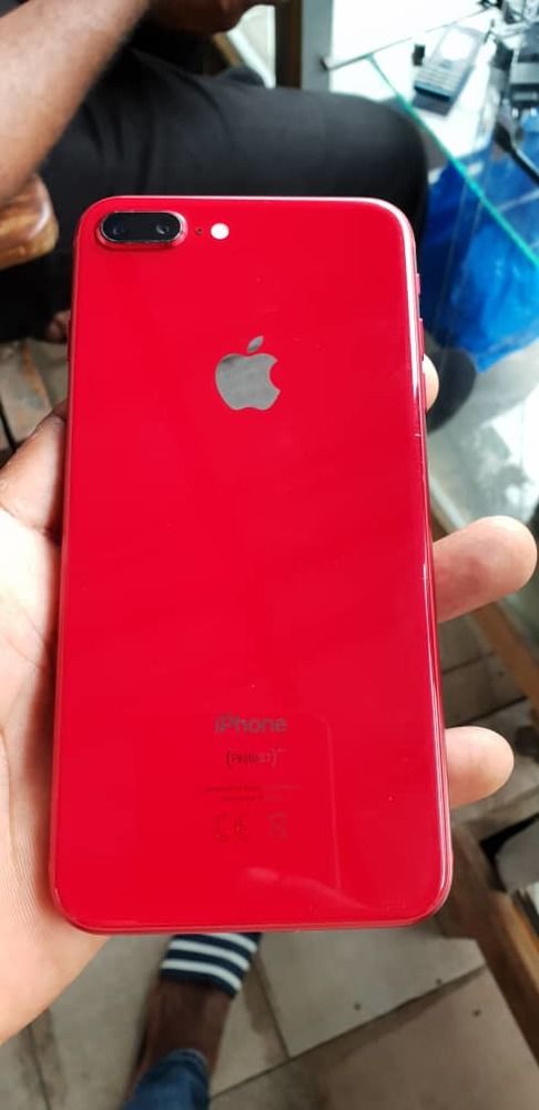 Iphone 7+ rouge 64gb
