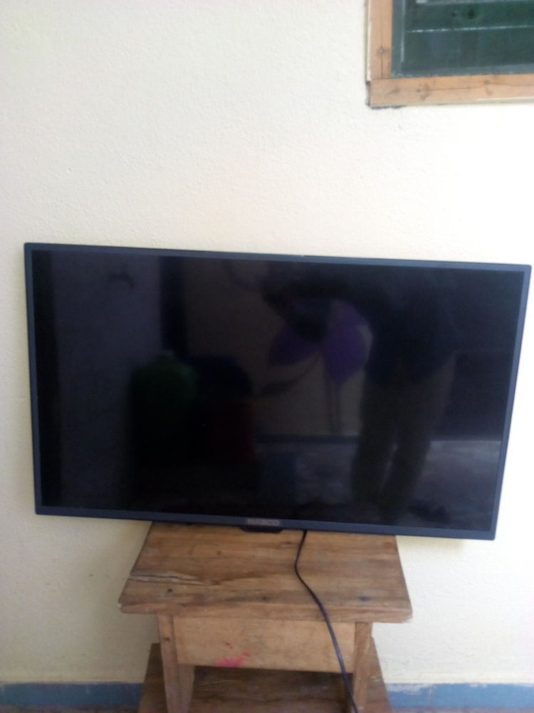 Je vends Ma television NASCO 32 POUCES NEUF