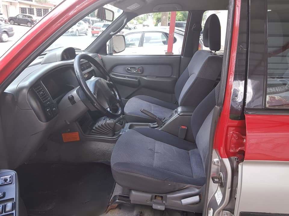 Mitsubishi l200 année 2004